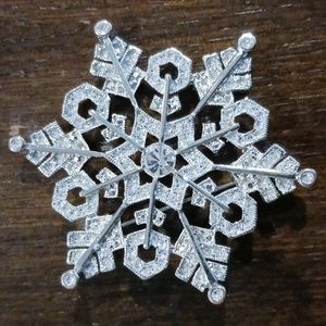 Rhinestone Snowflake Brooch Silvertone estimate 2" round